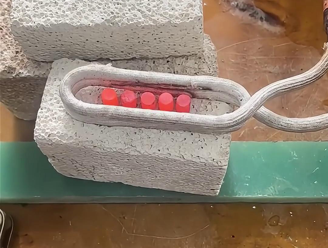 高頻加熱機，專為合金顆粒加熱試驗打造