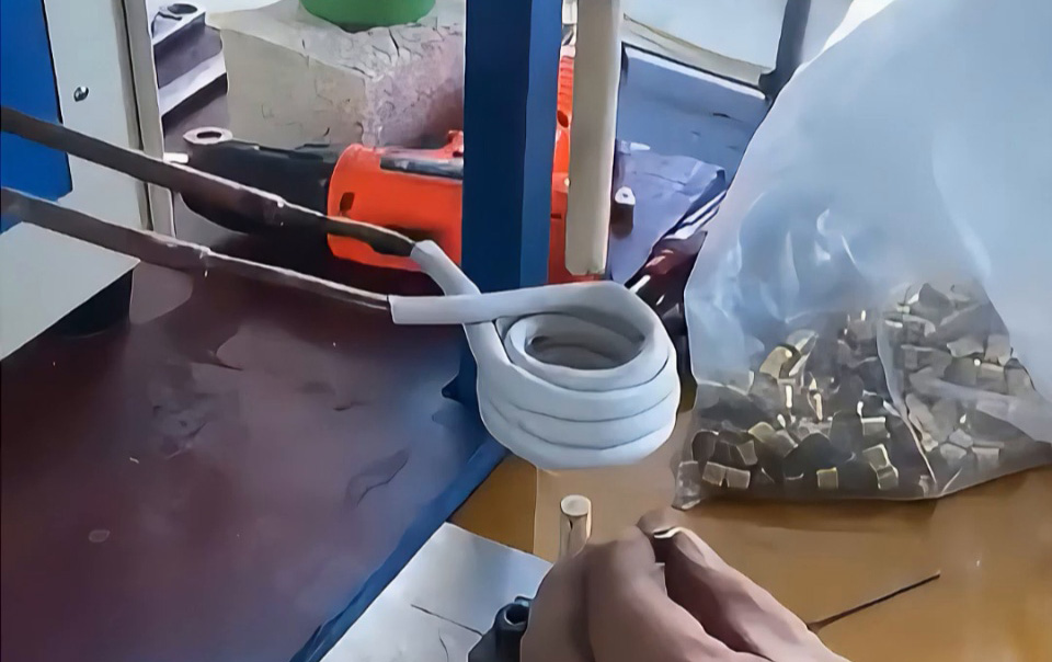 銅端子高頻焊接全過程揭秘，自動化技術讓效率翻倍！