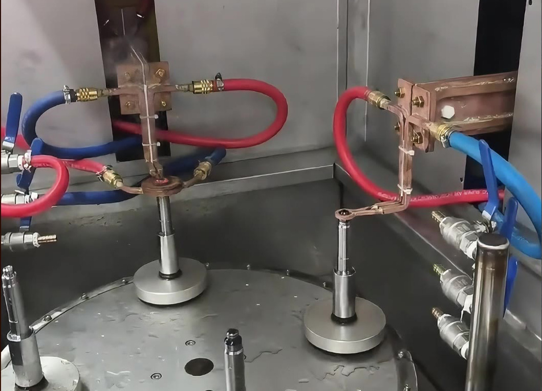 數控淬火機床兩台機器協作高效，帶你見識淬火回火一體化！
